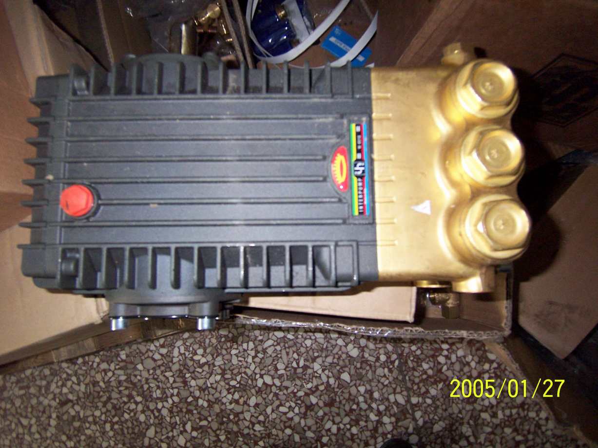 �����INTERPUMP  �߉���